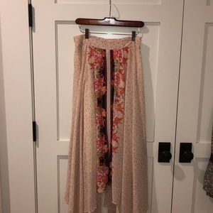Maxi skirt